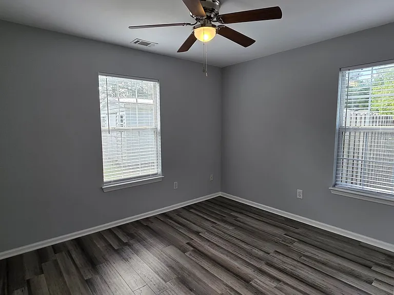 1202 N Carolina Ave — Photo 12