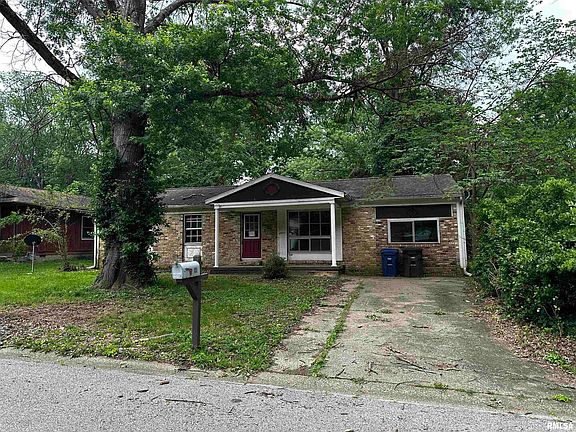 5th image of 1011 W Laurel St