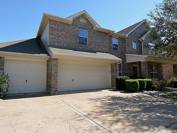 3rd image of 19519 Stanton Lake Dr