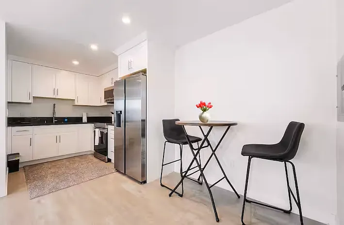 1 bed, $2,500 — Photo 3