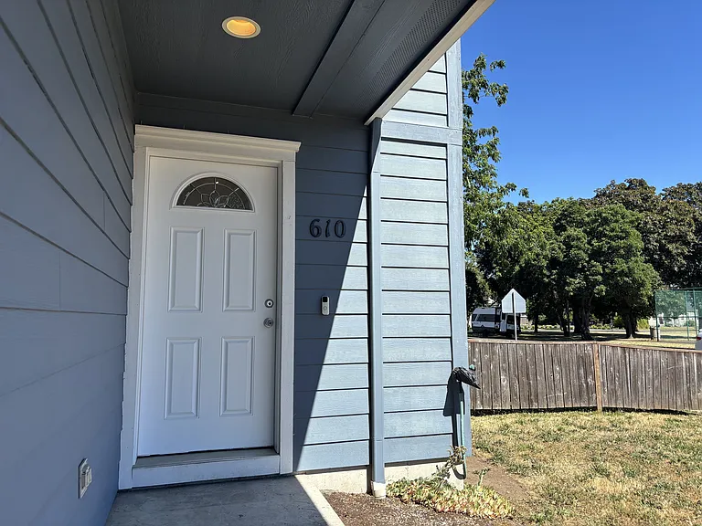 610 Maple St #MAIN — Photo 36