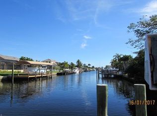 1527 SW 53rd Ter, Cape Coral, FL 33914