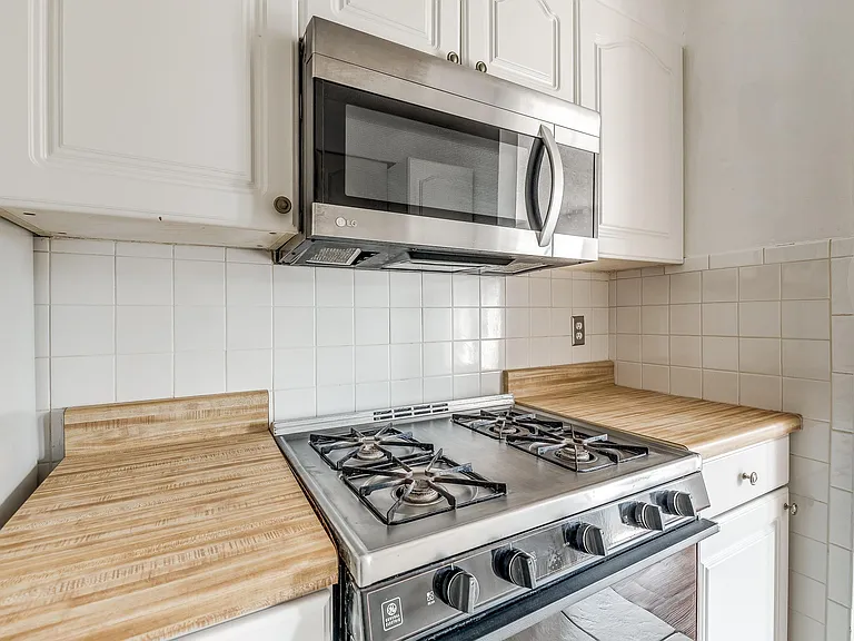 6728 N Meridian Ave #F — Photo 21