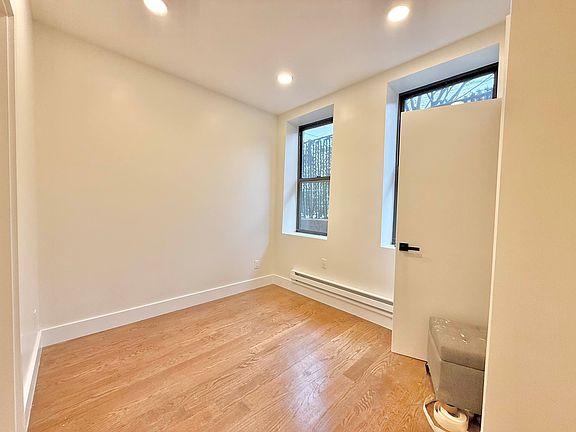 4th image of 3679 Paulding Ave #1A