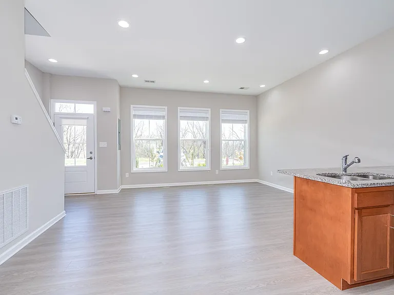 175 Marineris Cir #60 — Photo 19