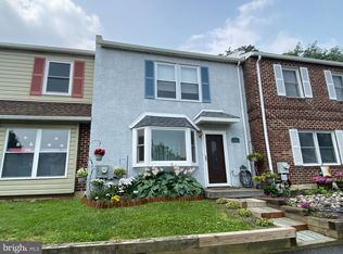 34 Kingston Ter, Aston, PA 19014