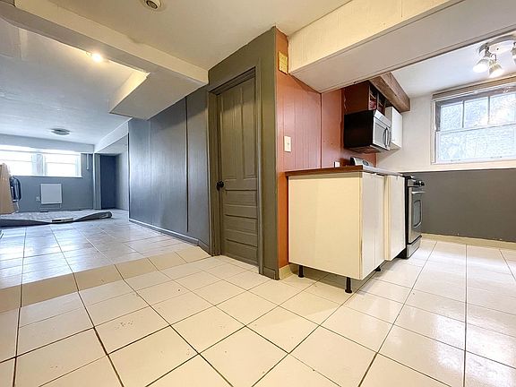 2nd image of 4536 N Kildare Ave #L