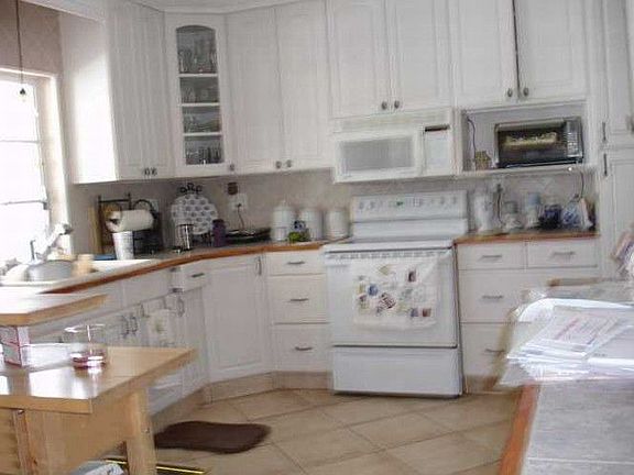 4th image of 1139 NW 84th Dr