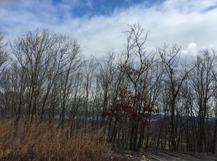 4 East Ct, Pomona, NY 10970