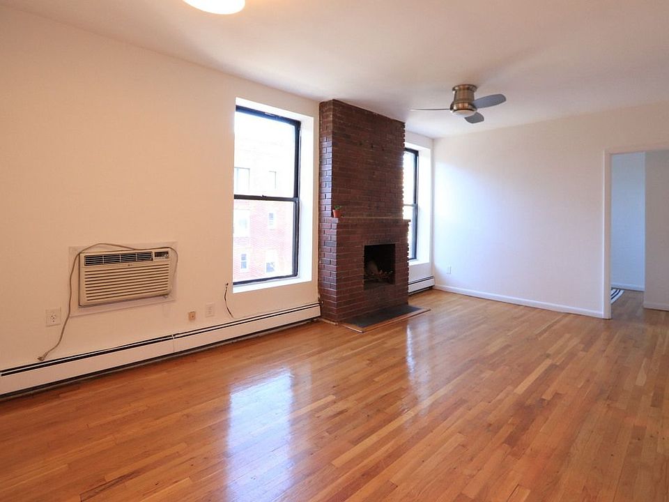 1st image of 211 Sackett St APT 4E