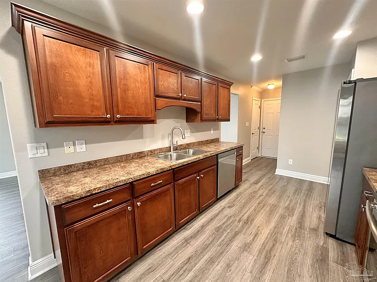 3889 Weatherstone Cir — Photo 6