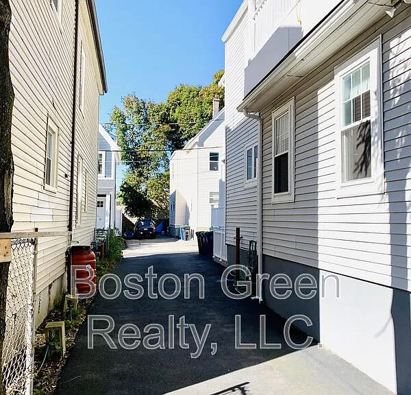 14 Wilson Ave #1-2 — Photo 17
