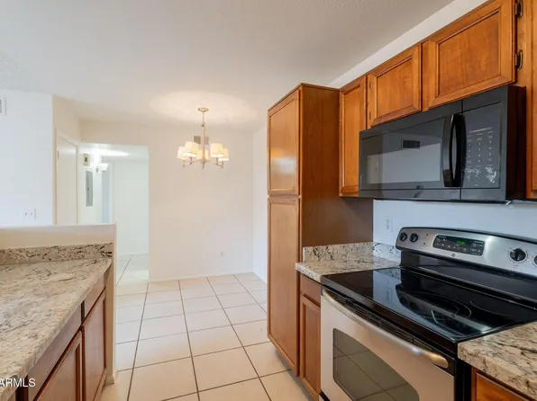 623 W GUADALUPE Road #171, Mesa, AZ 85210