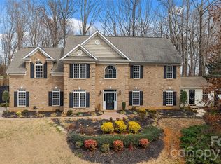5106 Twin Cedars Dr, Monroe, NC 28110