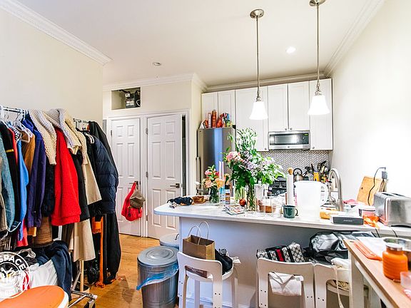 5th image of 606 Bushwick Ave #10