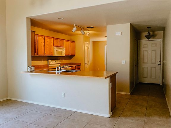 4th image of 13975 W Port Royale Ln