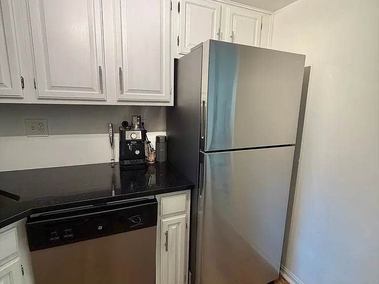 Mintwood Pl NW — Photo 7
