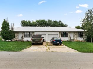 3208 W Karen St, Springfield, MO 65810