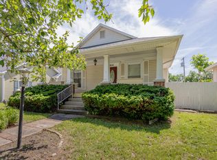 914 S 4th St, Moberly, MO 65270
