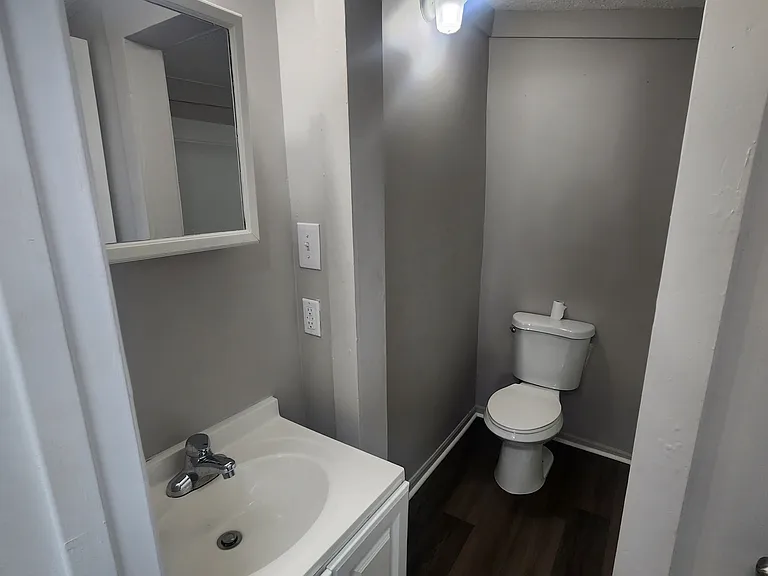 1842 Bolling Ave #1 — Photo 11