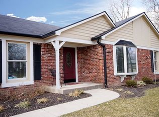 544 Village Dr E, Carmel, IN 46032