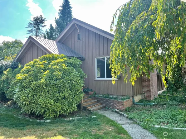 166 3rd Avenue, Onalaska, WA 98570