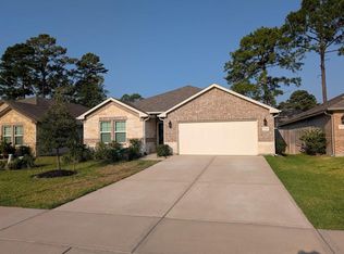 2226 E Winding Pines Dr, Tomball, TX 77375