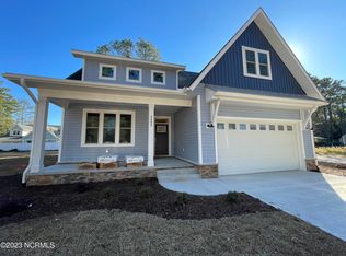 9009 Forest Dr SW, Sunset Beach, NC 28468