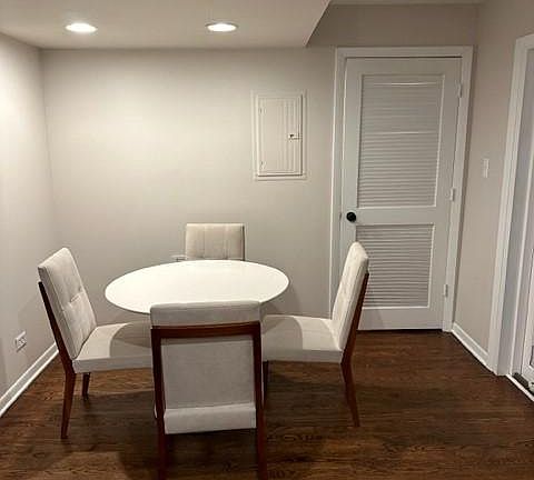 5th image of 3642 N California Ave #3
