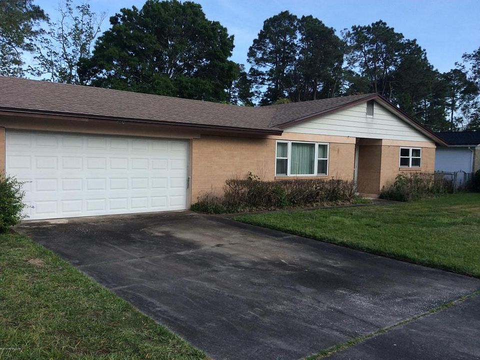 1st image of 2807 Elisa Dr W