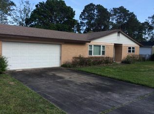 2807 Elisa Dr W, Jacksonville, FL 32216