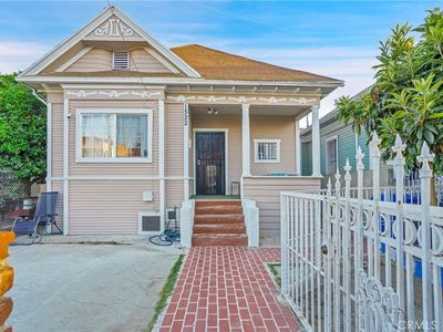 1522 W 29th St, Los Angeles, CA, 90007