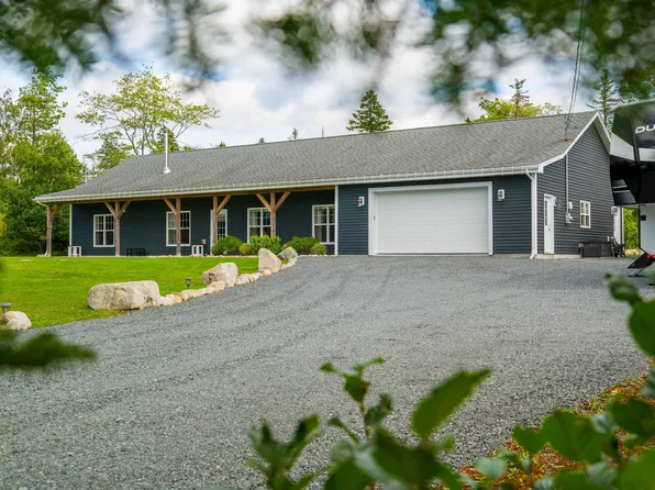 84 Powers Rd, Whites Lake, NS B0J 3H0