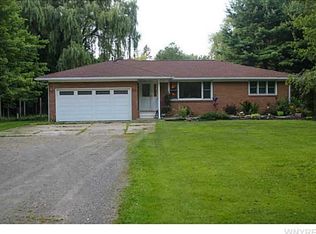 7280 Versailles Rd, Derby, NY 14047
