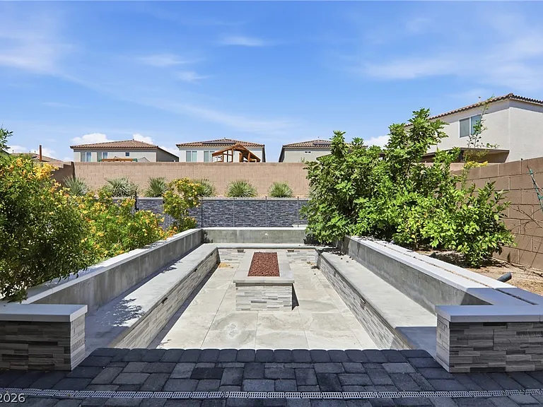 4627 Chestnut Tiger St — Photo 64