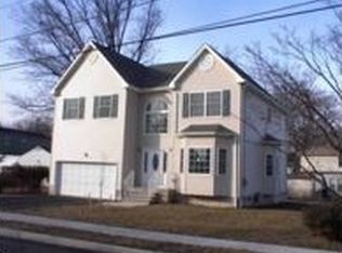 15 Jean Pl, Edison, NJ 08820