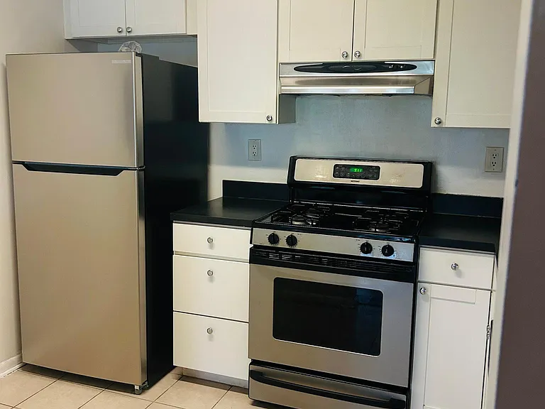 309 Trinity Ct #3 — Photo 36