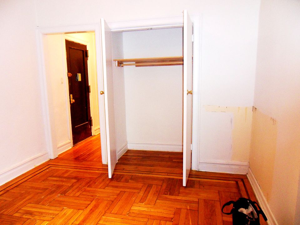 2nd image of 480 Clinton Ave APT 1D