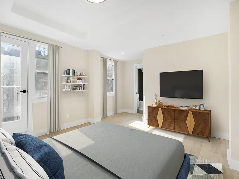 800 Empire Blvd #4E — Photo 3