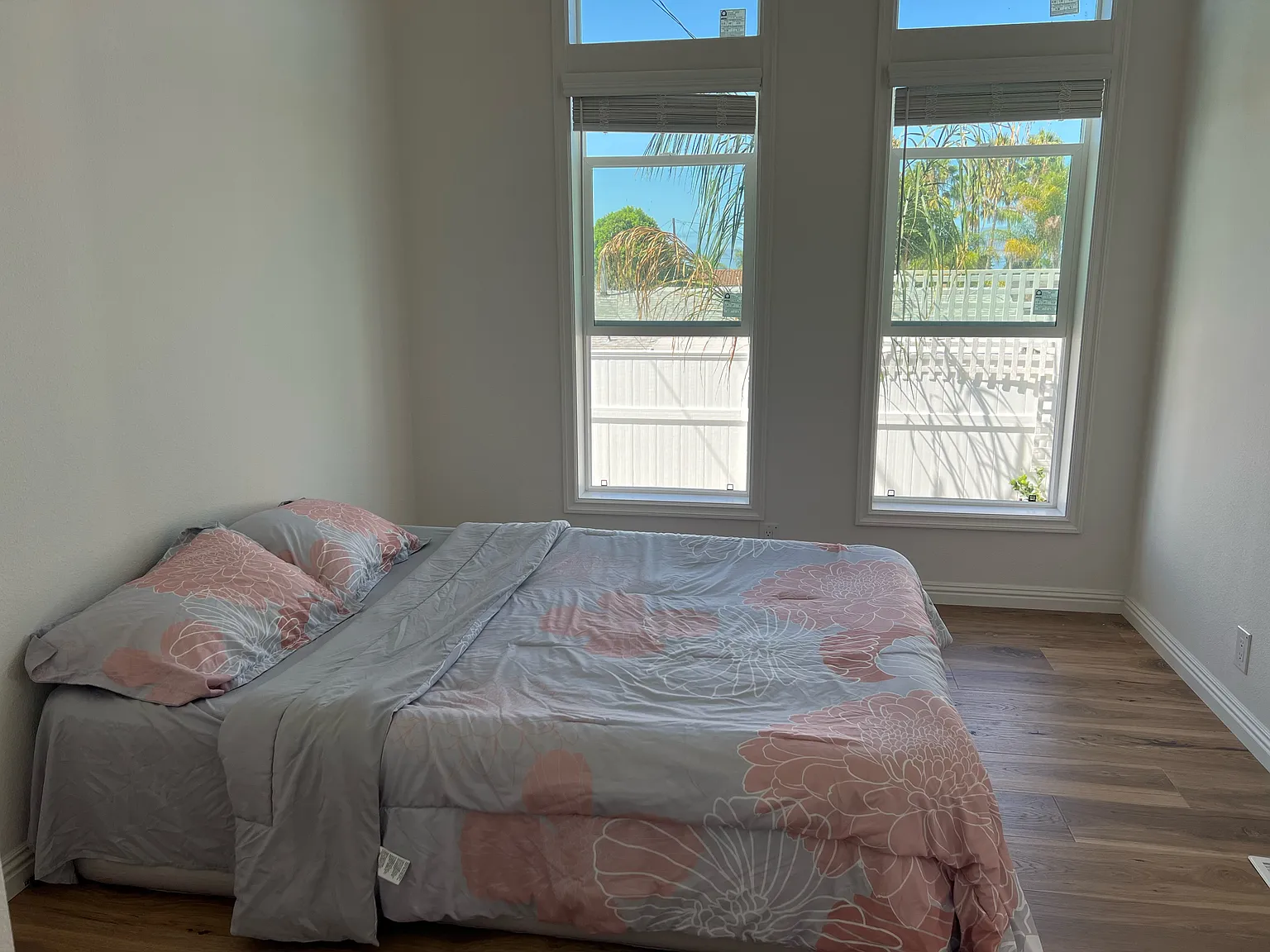 2 bed, 660 sqft, $3,100 — Photo 4