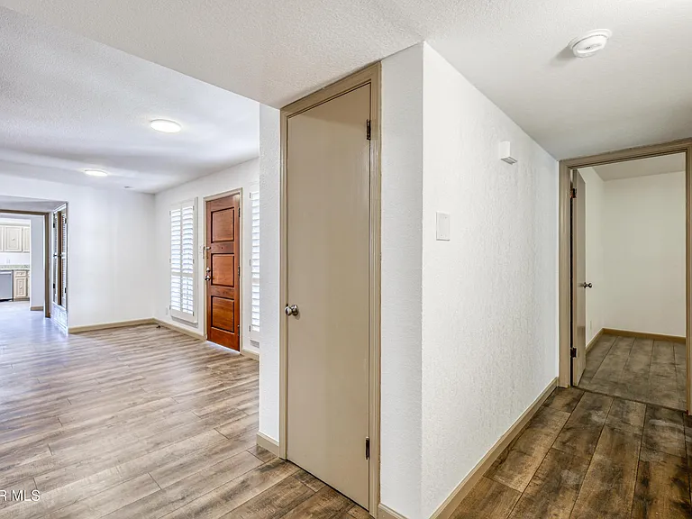 4945 Vista Grande Cir — Photo 15