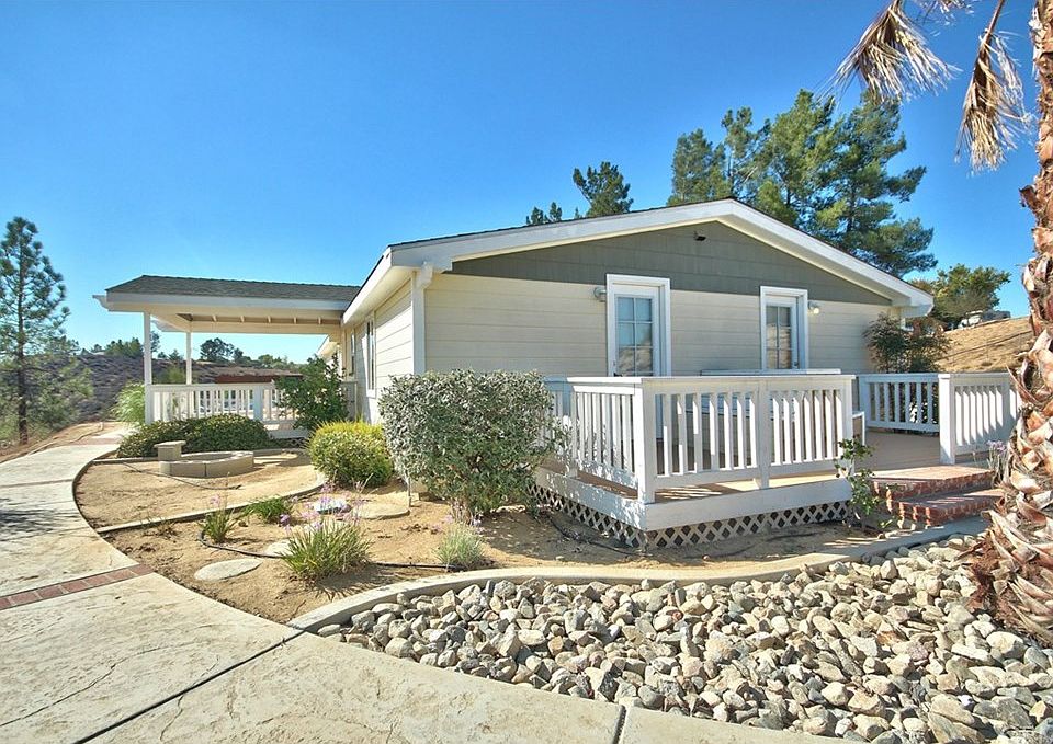 1st image of 35100 Calle Nopal