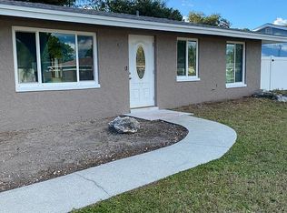 285 Capri Ave, Venice, FL 34293