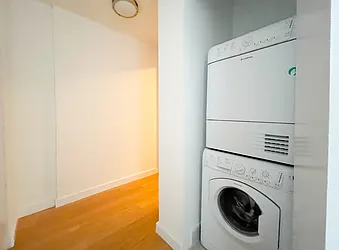 Rented by Kahen Properties