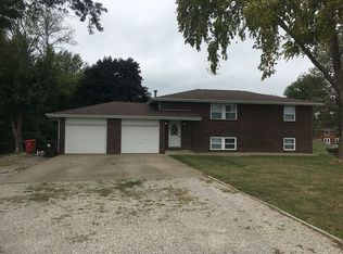 14403-14405 Wilson Rd, Athens, IL 62613