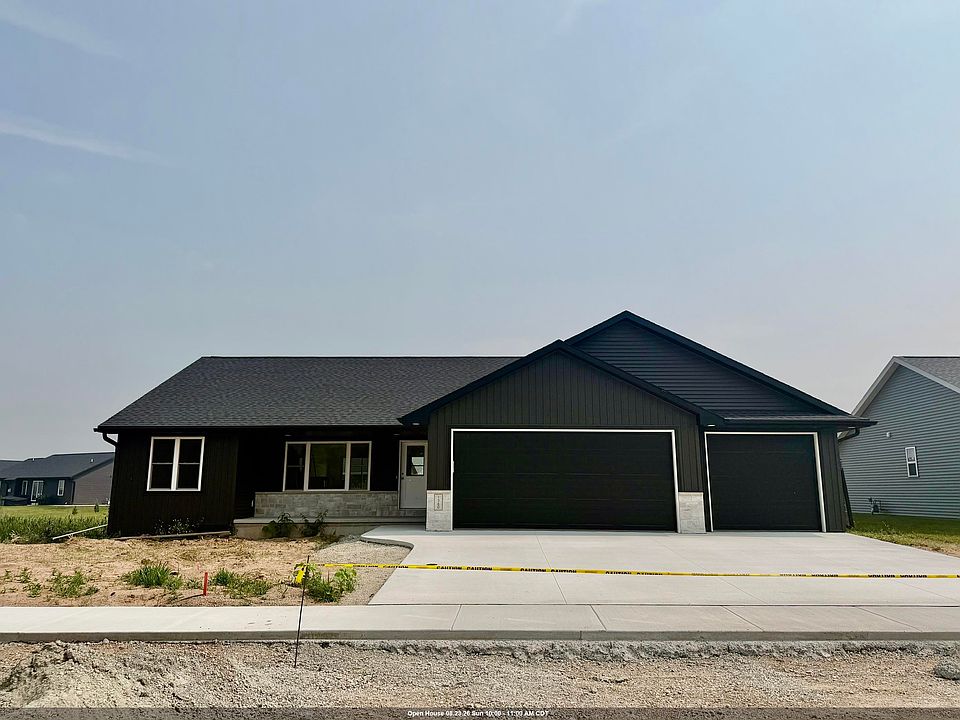 1st image of 1360 Bens Way