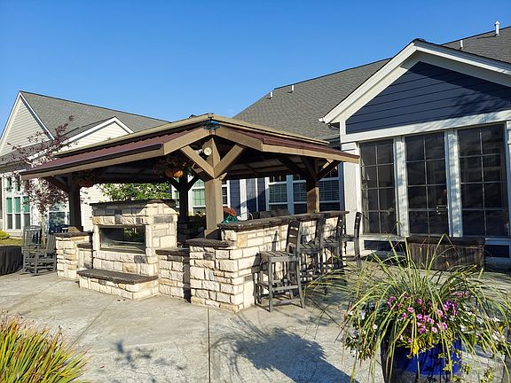 3rd image of 11435 Canby Ct