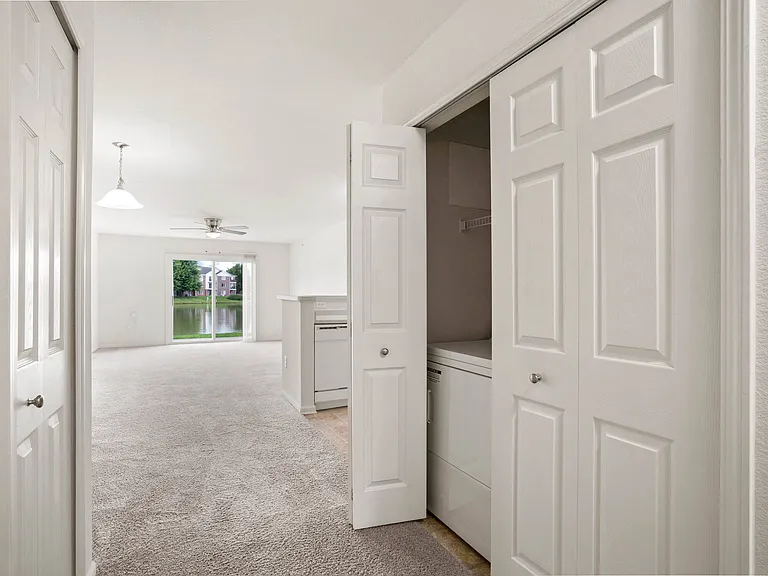 Towne Lakes Apartments — Photo 6