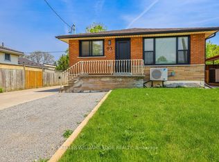 93 Purdy Cres #2, Hamilton, ON L9A 3B5