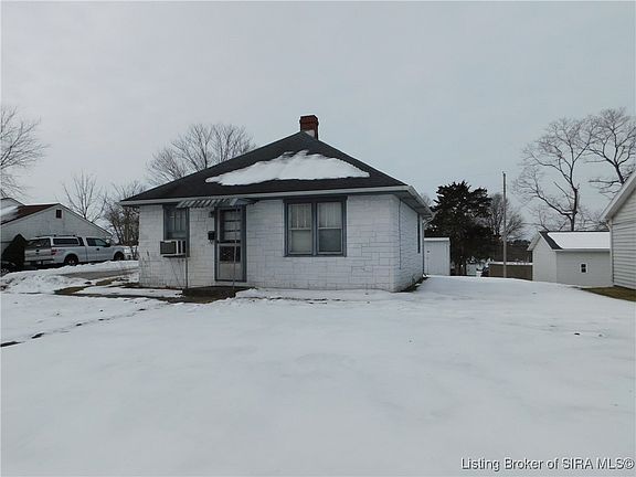 3rd image of 708 N Hayes Avenue
